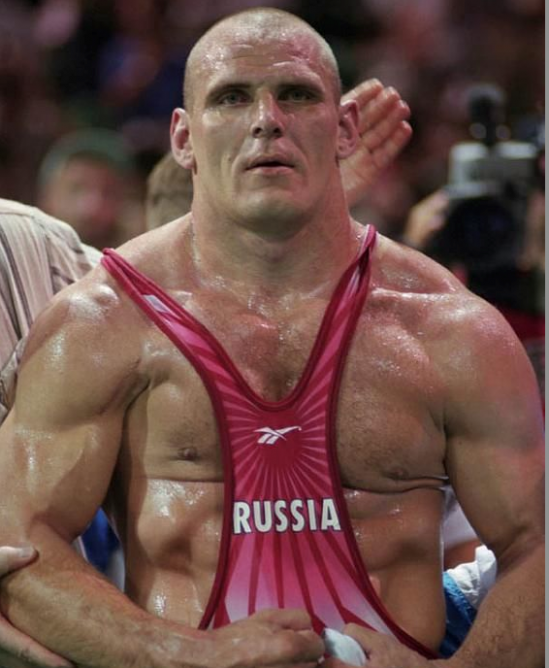 Risultati immagini per big russian freestyle wrestler