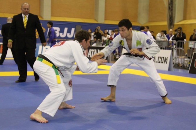 Joao Miyao vs Jordy Peute. Photo IBJJF
