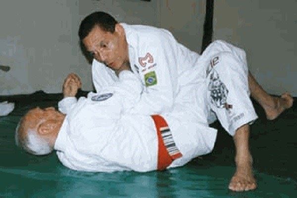 Relson Gracie Recalls How Helio Made Him Into A Champion