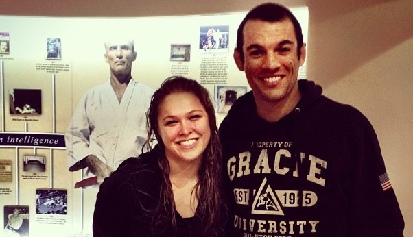 (Video) Ronda Rousey Rolling With Ryron Gracie In Preparation For UFC Fight