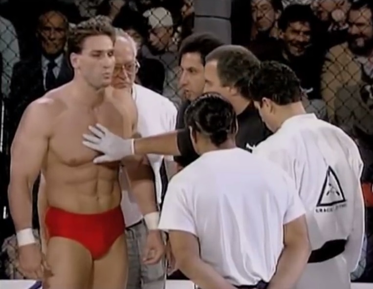 And So It Began: Royce Gracie’s Legendary Clash With Ken Shamrock At UFC 1!