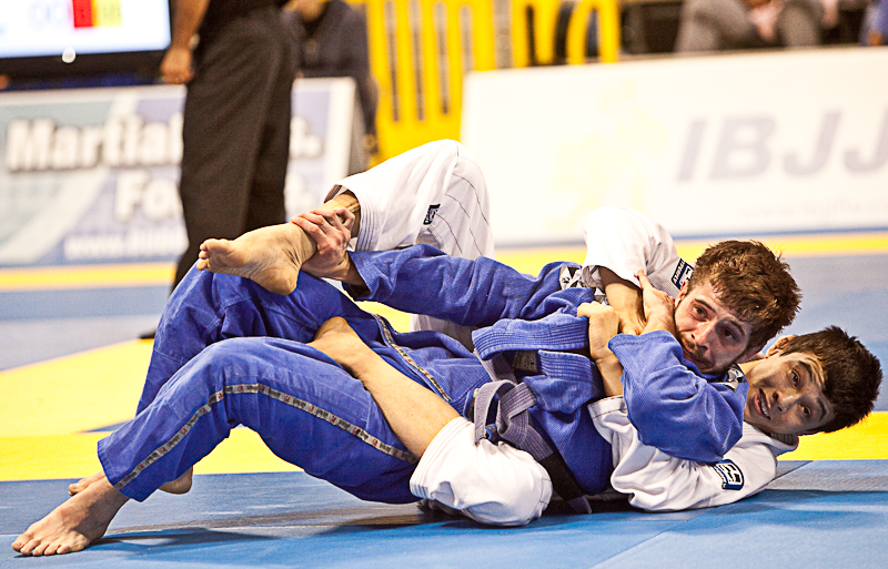 (Video) Best Moves of the 2014 IBJJF Worlds