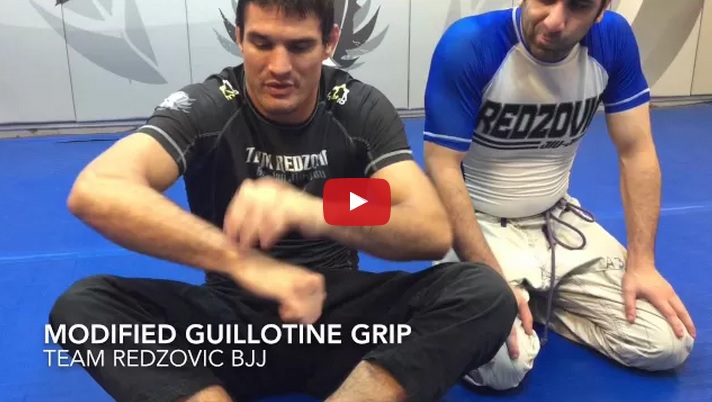 UFC Vet Goran Reljic’s Very Unusual Guillotine Grip
