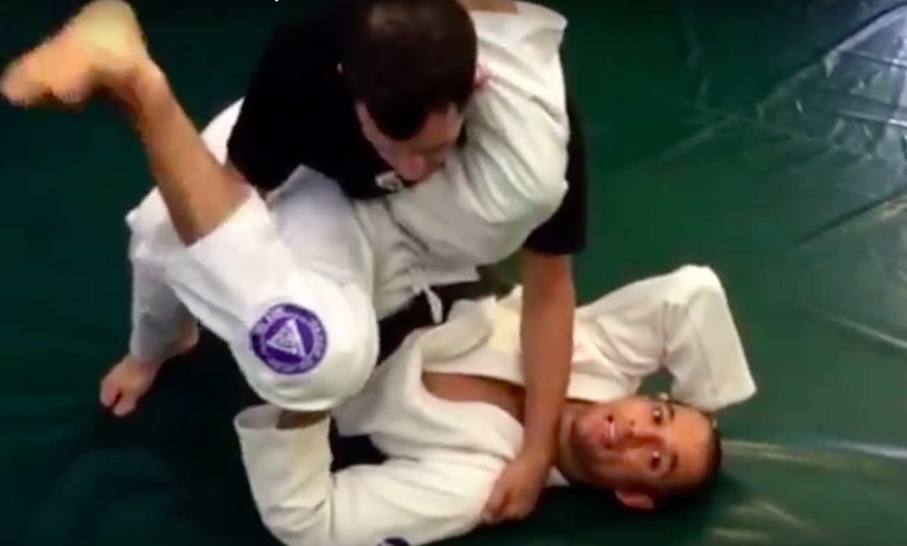 How Ryron Gracie Likes To Deal With The Infamous ‘Stack Pass’