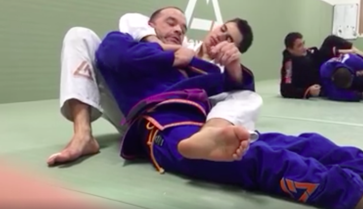 Paralysed Grappler Shows Brilliant Defense to Bow & Arrow Choke