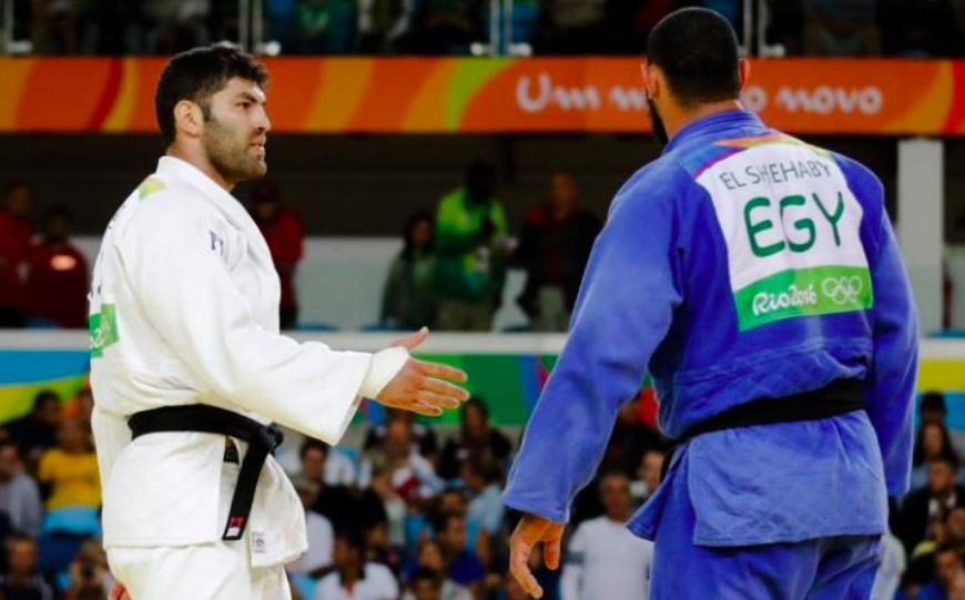 Video: Egyptian Judoka Refuses To Shake Israeli Opponent’s Hand