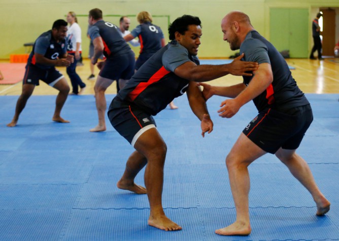 Britain Rugby Union - England Training - Brighton College - 3/10/16 England's Billy Vunipola and Dan Cole during a judo session Action Images via Reuters / Matthew Childs Livepic EDITORIAL USE ONLY.