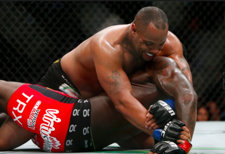 Daniel Cormier VS Anthony Johnson: 4 Main Reasons For DC’s Victory