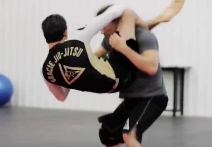 Make Your Grappling Game More Aggressive With These 3 Small Adjustments