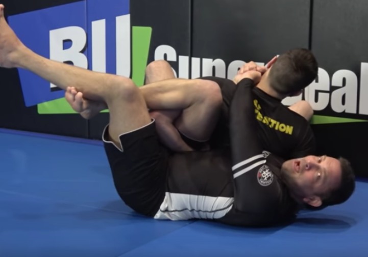 The Gold Standard to Finishing Omoplata by Shawn Williams
