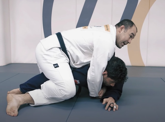 Marcelo Garcia On How To Use Combinations To Finish Opponents