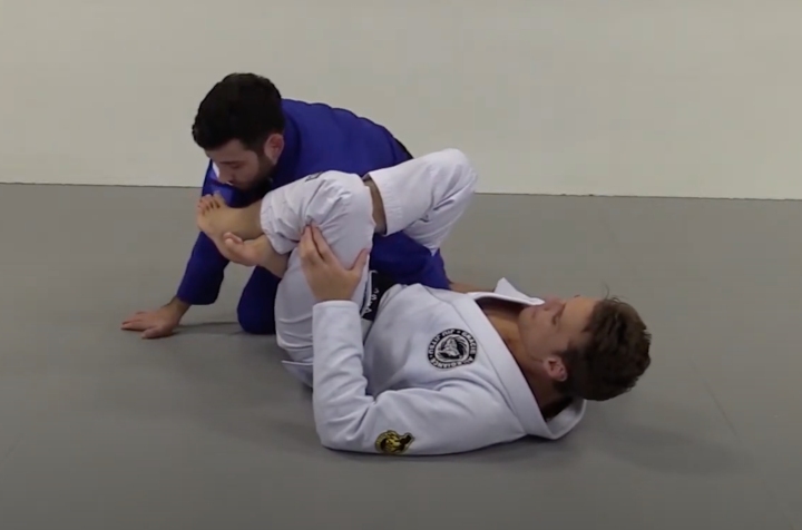 Clark Gracie Has a Powerful Counter to an Omoplata Defense