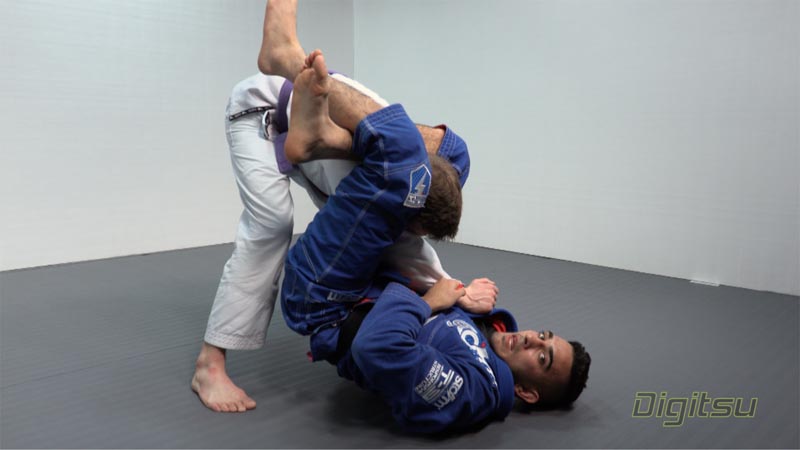 How To Make A More Effective and Tighter Triangle – Edwin Najmi