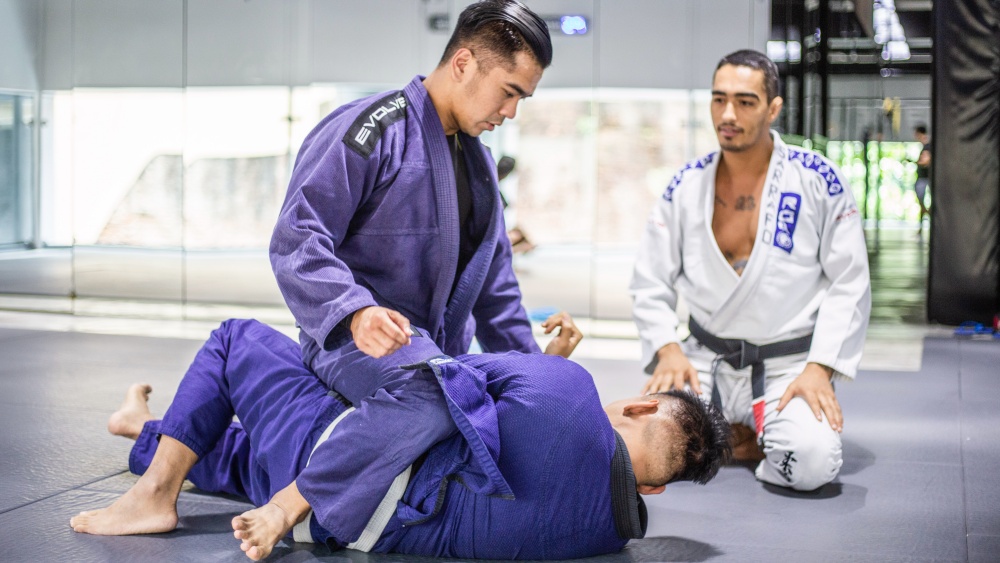 Highest Percentage Ways To Escape From The Mount Position In BJJ