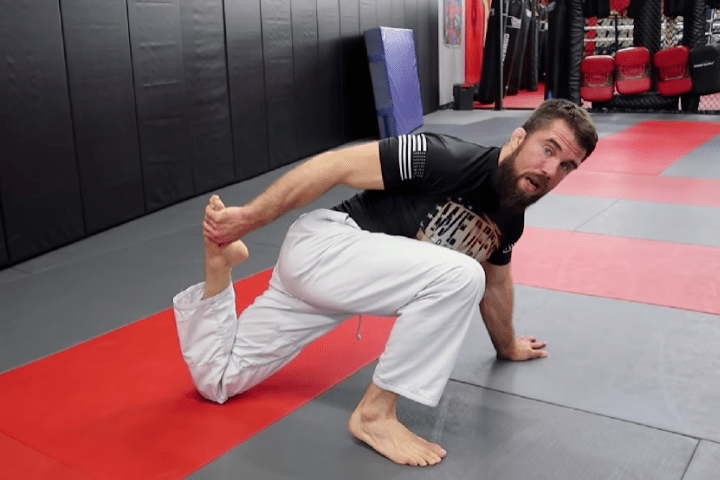 Tight Hips? Do These Stretches & Improve Your BJJ Guard Retention