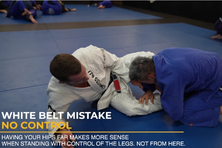 BJJ Black Belt vs. White Belt – Learn From These White Belt Mistakes
