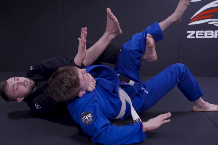 Surprise Opponents With This Collar Sleeve-Omoplata To Choke Setup