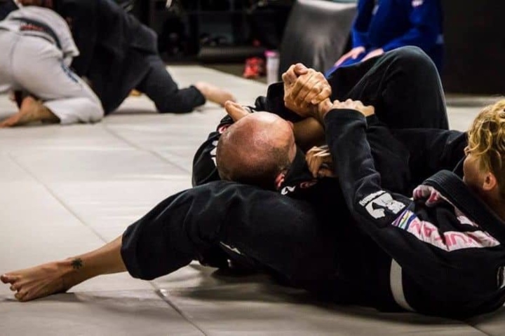 BJJ White Belts: This’s How To Make Your Armbar More Efficient From Top Positions