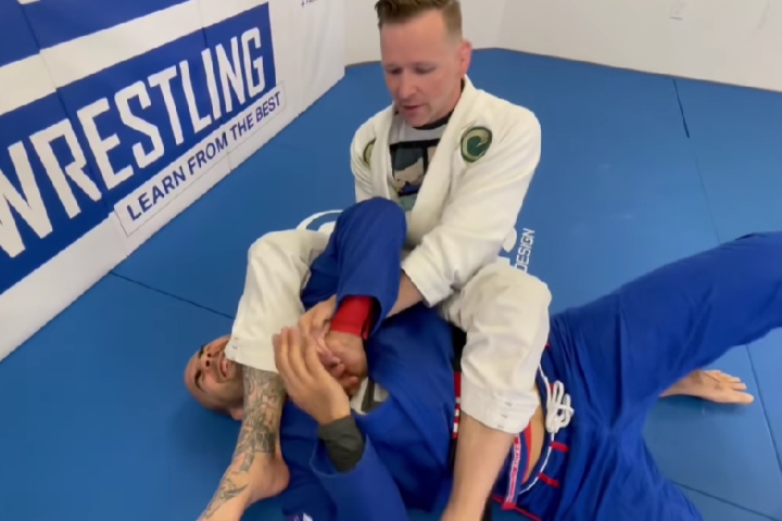 This Wrist Lock From The Back Will Get You Taps Every Time