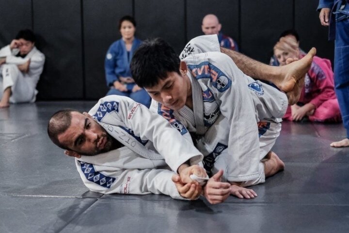 Learning Few vs. Many Techniques In BJJ – Which Is Better?