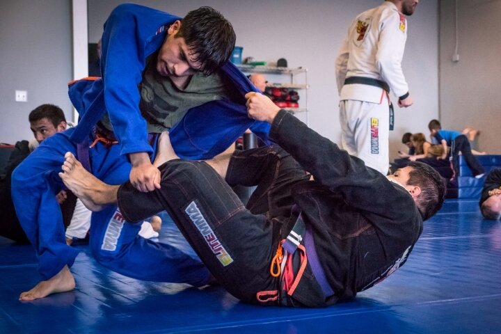 BJJ Advice: You Need To Become Less Reliant On Moving In A Straight Line