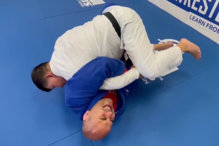 This Kimura Defense Turns Into A Wristlock Extremely Quickly