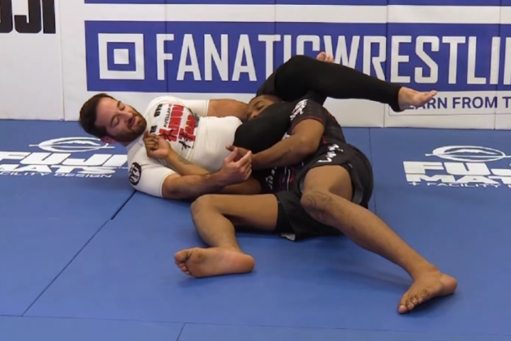 Try This Armless (Yes, Really) Triangle Variation by David Avellan