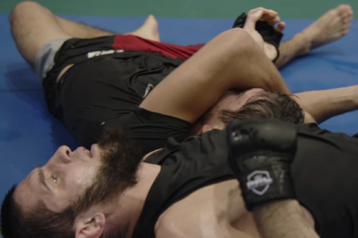 [Watch] Islam Makhachev Puts Sparring Partner To Sleep With D’Arce Choke