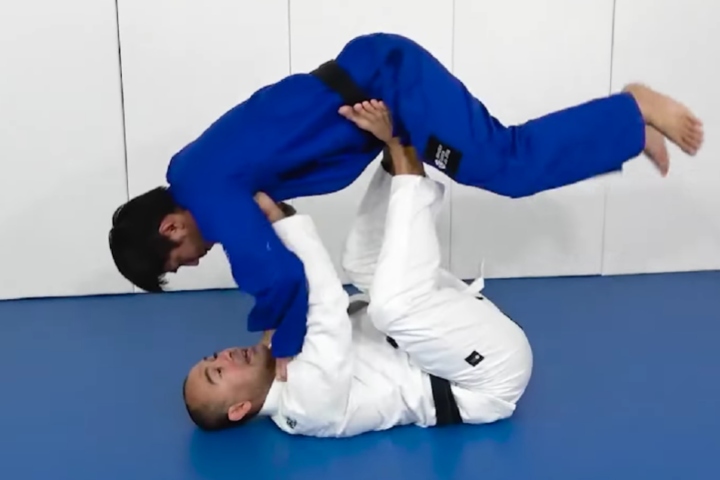 Marcelo Garcia Demonstrates The “Overhead Sweep To Arm Chop” Setup That Works Great