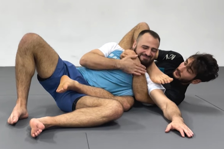 Have You Tried The “Inverted Gogo Clinch” Technique?