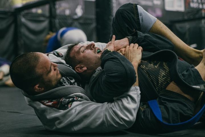 Do You Get Overwhelmed By The Intensity Of Rolling In BJJ?