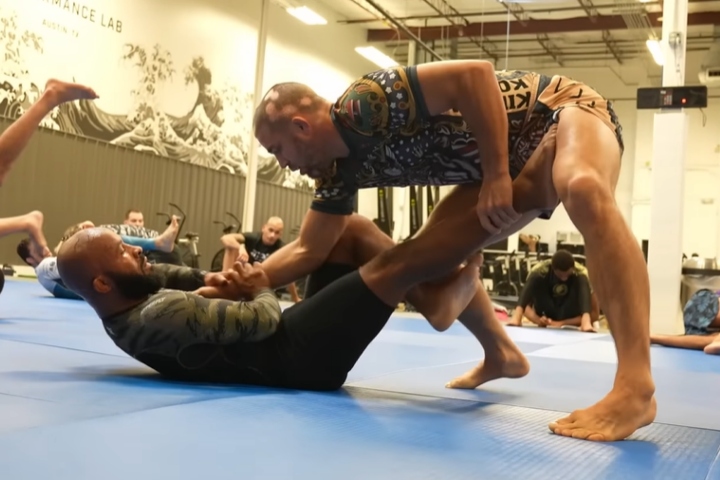 [Watch] Demetrious Johnson Rolls With Garry Tonon At New Wave Jiu-Jitsu