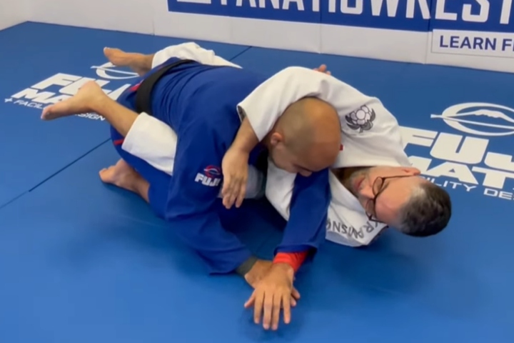 The Inside Shoulder Trap: A Closed Guard Technique You Absolutely Need