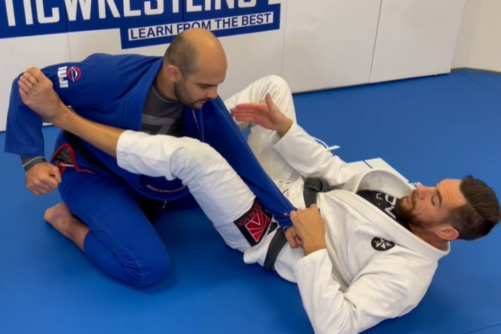 Rafael Lovato Jr. Shows How To Develop An Open Guard Game – Just Like His