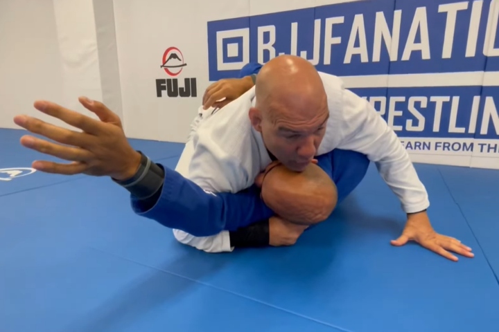 Fabio Gurgel Shows A Super Important Concept For Passing From Half Guard