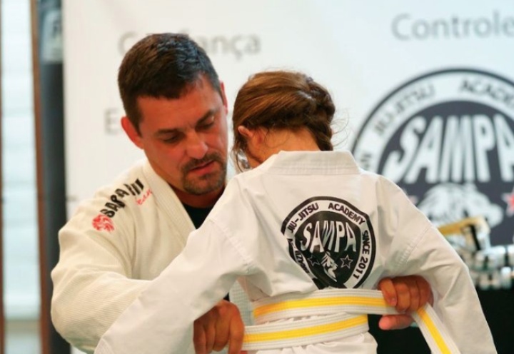 How To Find the Right Martial Arts Instructor To Teach Your Kids To Be Bullyproof