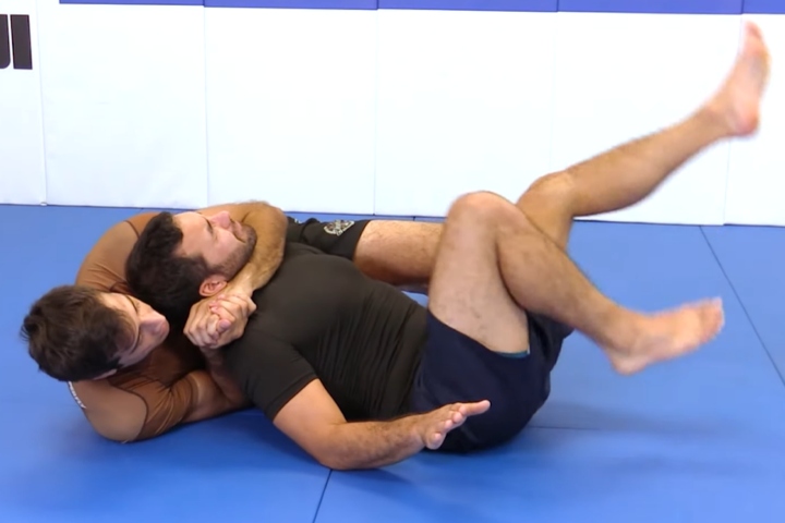 Do The “Short Choke” From Crucifix – And Tap ‘Em Out Real Fast