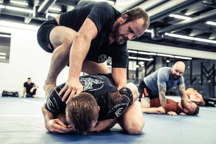 Gunnar Nelson Talks Receiving BJJ Black Belt In 4 Years: “It’s About The Time You Spend On The Mats”