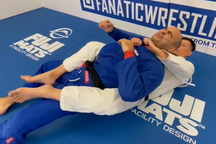Henry Akins Shows The “Hidden Secret” To Finishing The Collar Choke (From The Back)