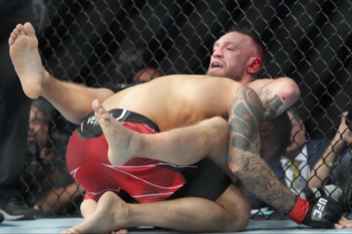 Conor McGregor Reveals Why He Went For The Guillotine In Match vs Dustin Poirier: “My Leg…”