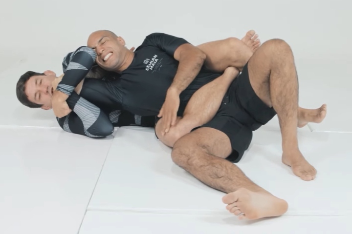 Demian Maia Shows A Vicious Body Triangle With Shoulder Lock Submission