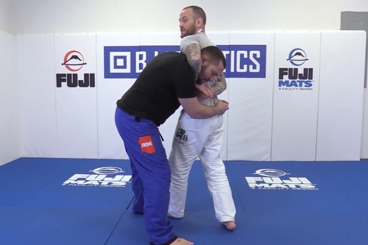 Jeff Glover Shows How To Do The “Donkey Guillotine”
