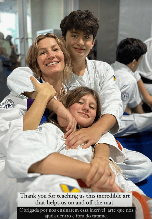 Gisele Bündchen and her children in the BJJ gi
